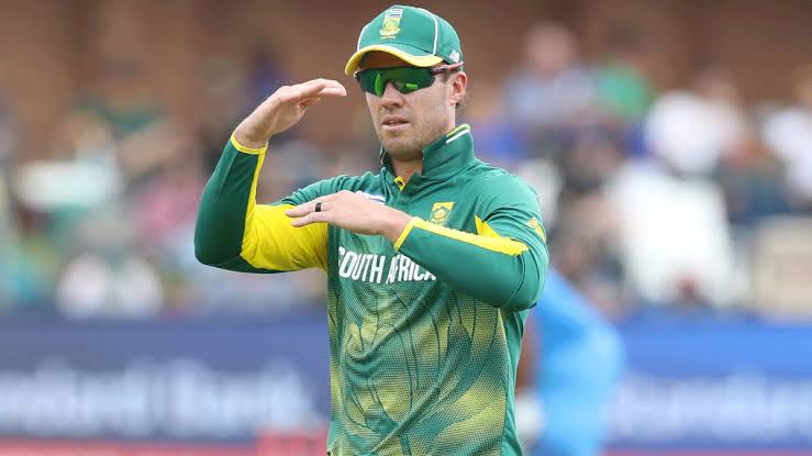 AB de Villiers set to return to cricket after four-year break AB de Villiers set to return to cricket after four-year break