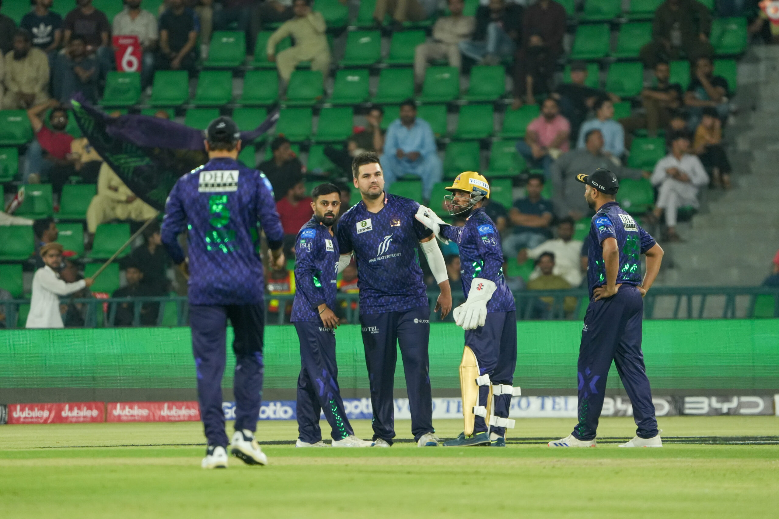 Quetta Gladiators ease past Karachi Kings to notch their second victory in PSL 10 Quetta Gladiators ease past Karachi Kings to notch their second victory in PSL 10