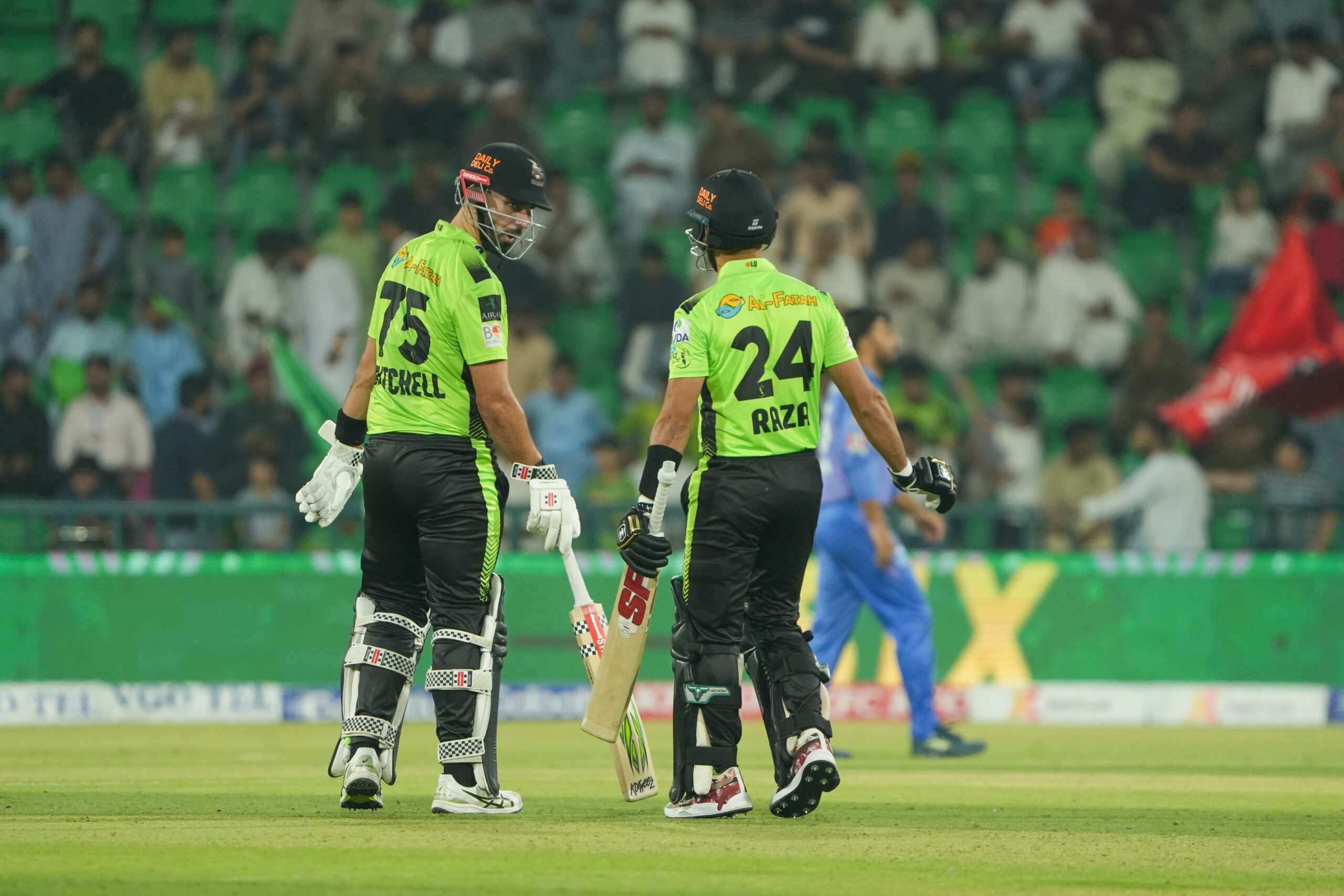 Daryl Mitchell shines as Qalandars defeat bottom-ranked Sultans Daryl Mitchell shines as Qalandars defeat bottom-ranked Sultans