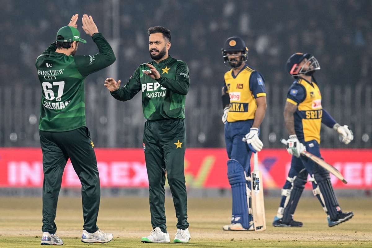 Pakistan Crush Sri Lanka to Lift T20I Tri-Series Trophy in Rawalpindi