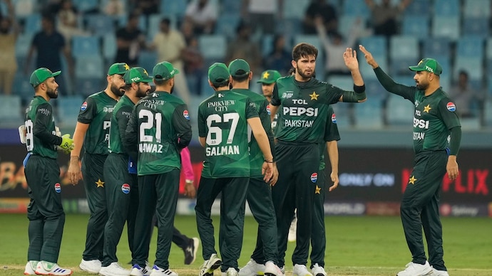 PCB Names 16-Man Squad for Australia T20I Series in Lahore PCB Names 16-Man Squad for Australia T20I Series in Lahore