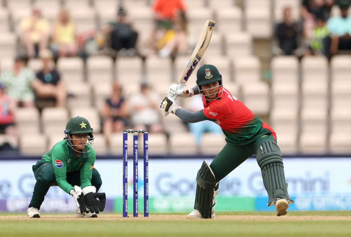 Pakistan suffer batting collapse as Bangladesh seal 23-run victory Pakistan suffer batting collapse as Bangladesh seal 23-run victory